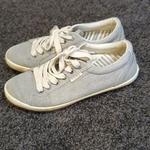 Light gray taos shoes